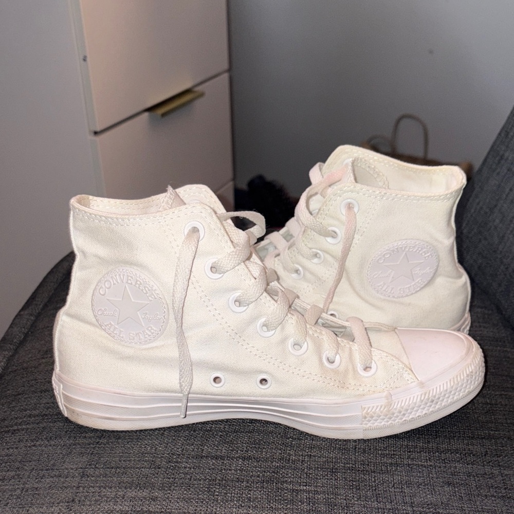 Converse Women's High-Top Sneakers - White